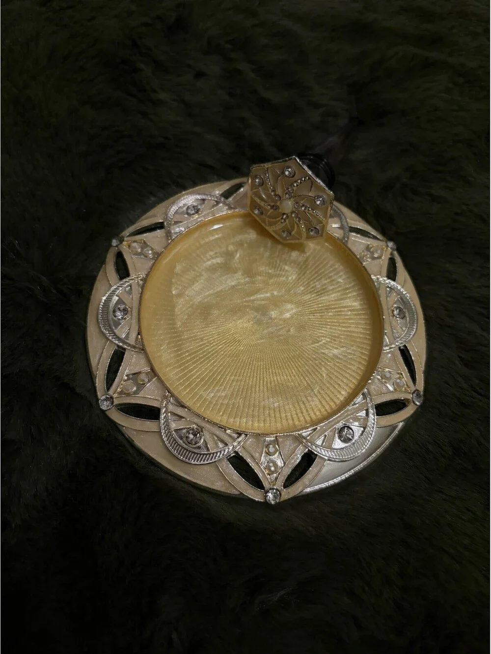Epic 2-Piece Glamour Girl Bottle Coaster & Stopper Set - For Your Wine Bottle